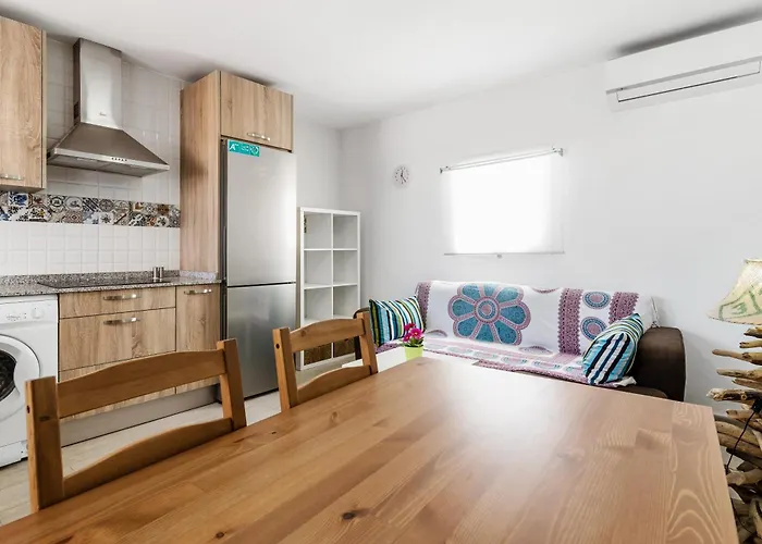 Casa Piedra De La Rendona * Conil De La Frontera